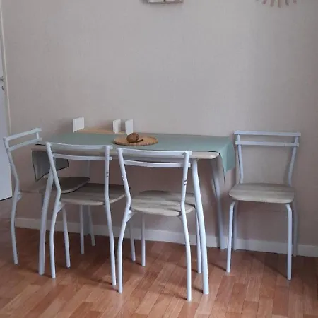 Appartement Bagneres-De-Luchon T2 Nuitee-Semaines Exterior photo